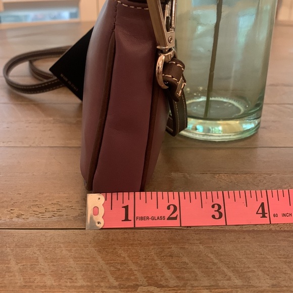 NWT, Claudia Firenze Italian leather Demi crossbody in plum . - Picture 7 of 12